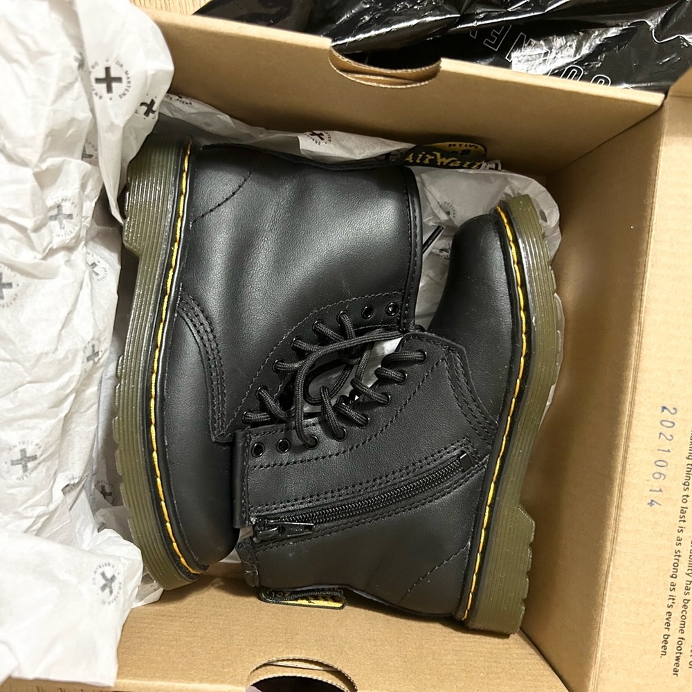 Child Dr. Marten boots